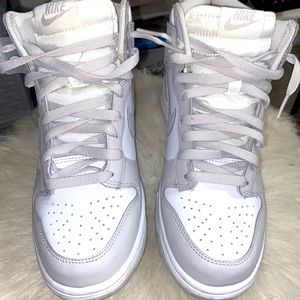 Nike dunk high retro